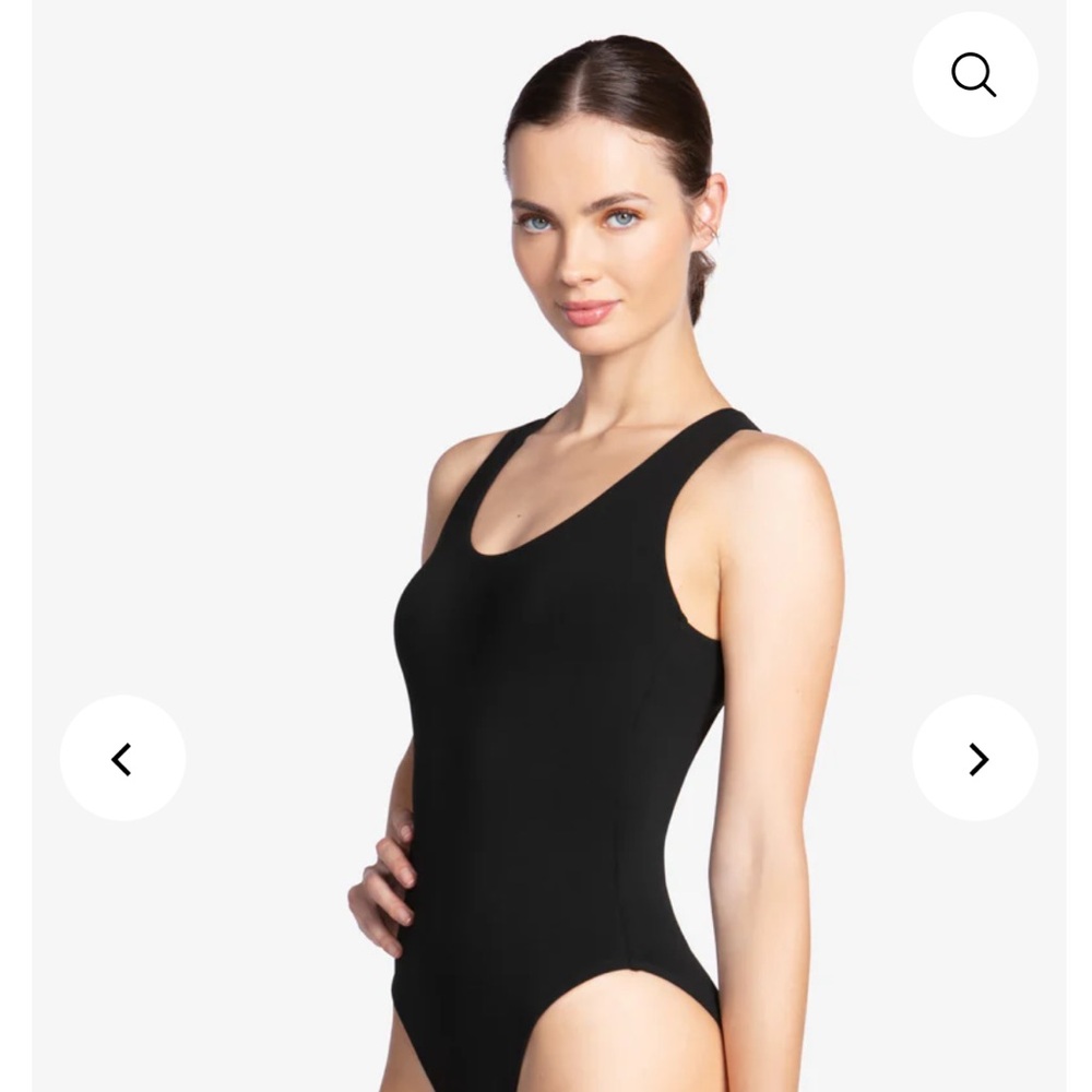 Robin Piccone Swimwear - Picture 2 of 9